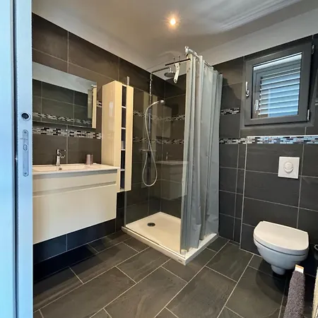 Apartment Studio, Piscine, 10 Min Des Plages, Ajaccio, Corse Du Sud, *
